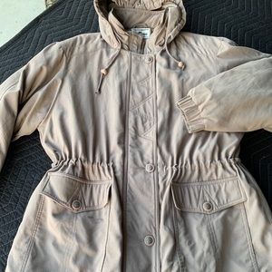 Women’s jacket cot tree